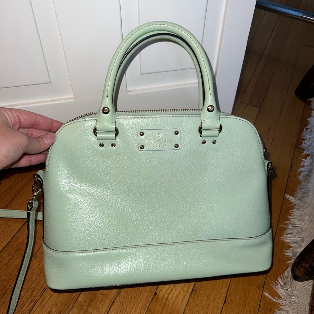 Kate Spade 100% Leather shell purse Mint Green